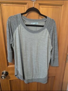 Maurices Heather Gray Raglan Sleeve Pullover